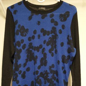 Limited large sweater